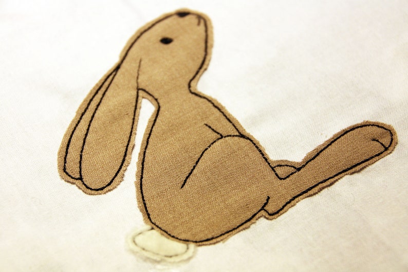 Embroidery file bunny with bee doodle 10 x 10 cm image 2