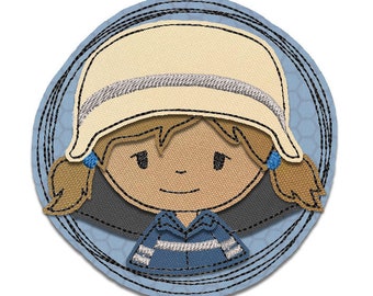 Stickdatei Feuerwehrfrau Doodle-Button 10x10cm