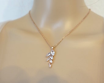 Brautschmuck Kette Blatt mit Zirkonia in Roségold Kette für die Braut mit Zirkonia