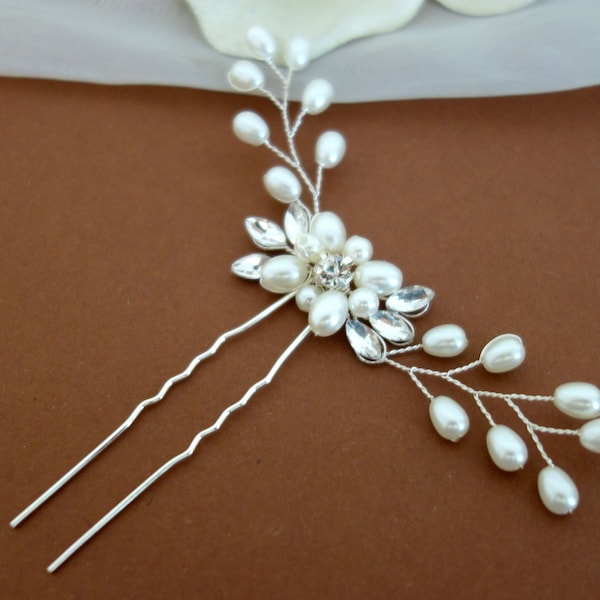Brautschmuck  Blumenhaarnadel für die Braut in Silber  Haarnadel für die Brautfrisur