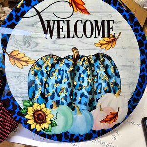 pumpkin welcome sign