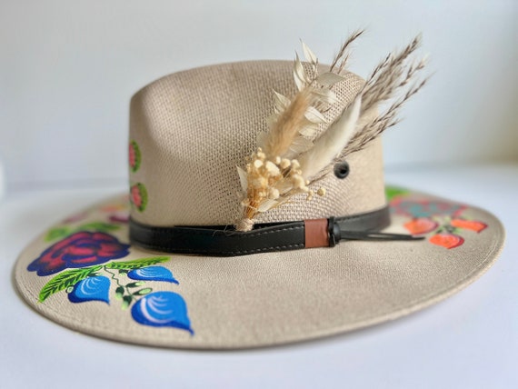 Hat 'feathers', Dried Flowers and Feather Accent for Hat, Feathers for Fedora, Cowboy or Floppy Hat- Neutral and White, Dried Flowers Only