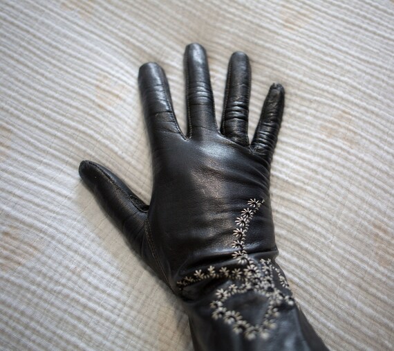 Antique Victorian Black Leather Embroidered Gloves - image 4