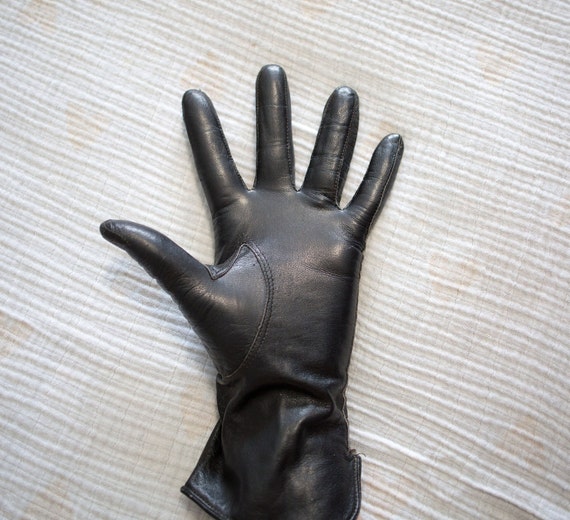 Antique Victorian Black Leather Embroidered Gloves - image 2