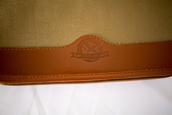 Custom-made leather fly wallets – A unique gift