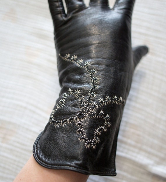 Antique Victorian Black Leather Embroidered Gloves - image 3