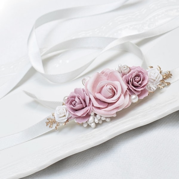 ceinture de fleurs pour baby shower, ceinture de fleurs pour grossesse, ceinture de fille de fleur ou couronne de fleurs, ceinture de fleurs pour baptême, ceinture de fleurs pour bébé fille