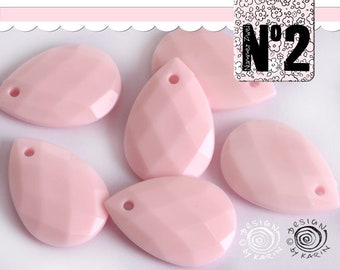 6 grandi ciondoli a goccia rosa - plastica simpatica sfaccettata - ciascuno di circa 19 x 28 mm - N. 058