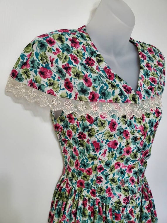 Vintage Floral and Lace Midi Dress - image 2