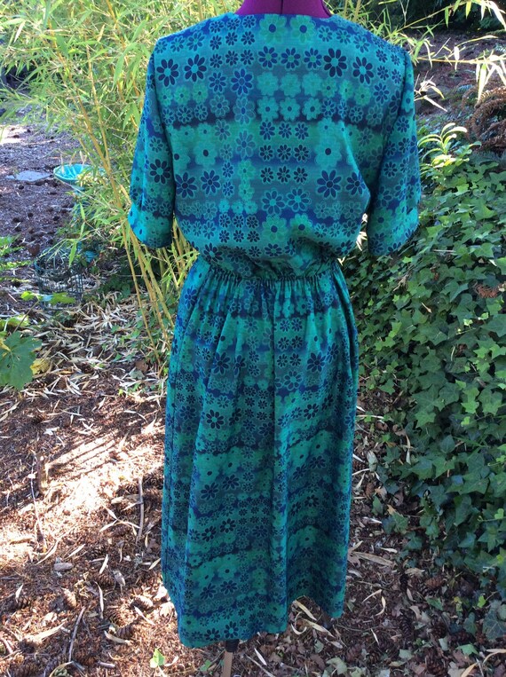 Vintage Handmade Flower Power Dress - image 4