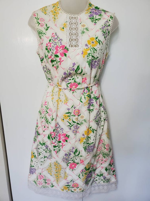 70's Jamison Boutique Floral and Lace Midi Dress