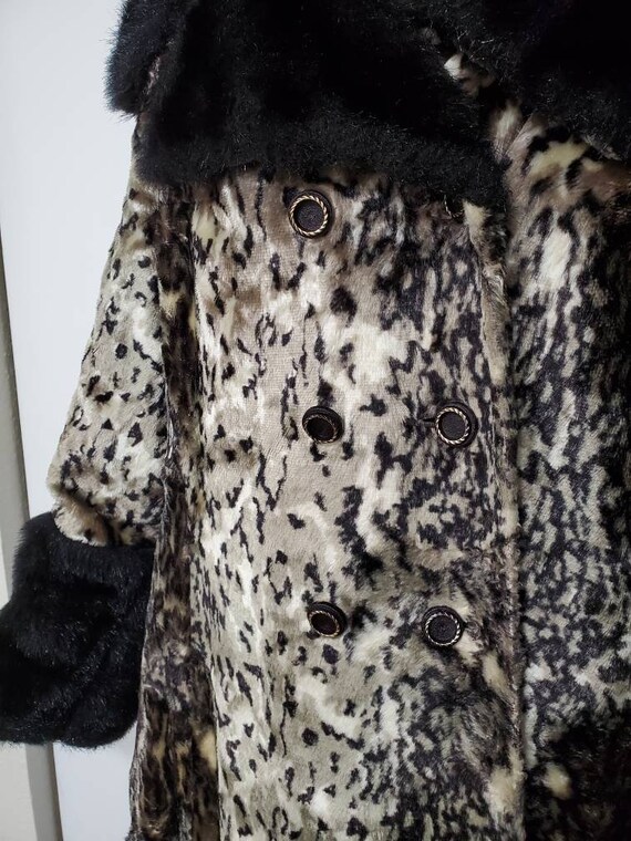 Vintage Union Made Velvet and Faux Fur Penny Lane… - image 2