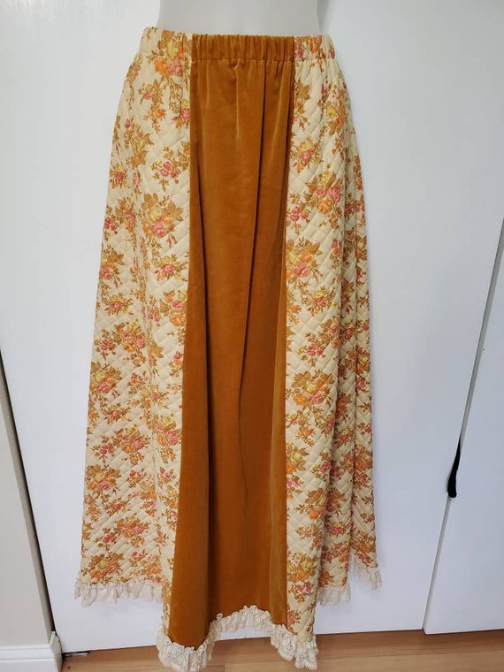 70's Chessa Davis Floral and Velvet Quilted Maxi S