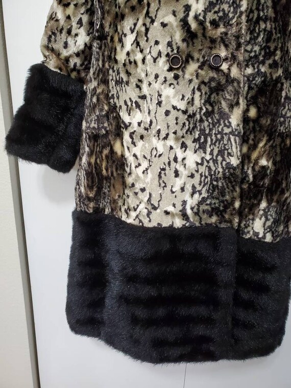 Vintage Union Made Velvet and Faux Fur Penny Lane… - image 4