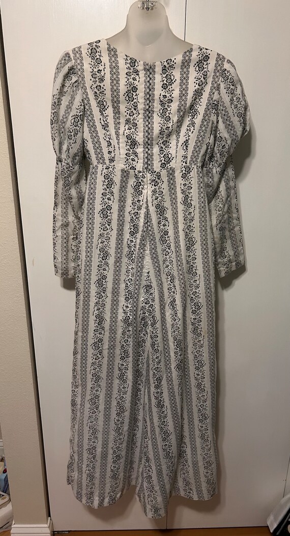 70’s Carol and Mary Honolulu Prairie Dress with L… - image 3