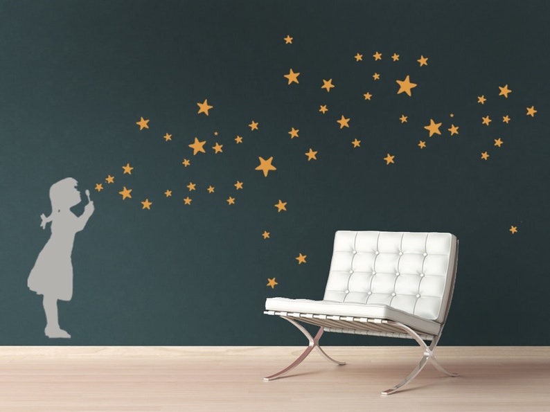 STAR BUBBLE GIRL Decal Wall Art D-I-Y, Star Soap Bubble Wall Sticker, Starry-Sky, Urban Interior Design, Nursery Decor & Kidsroom Wall Decor image 3