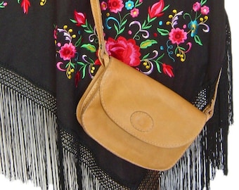 Vintage Hippie Handbag Leather Cognac Saddle Bag 70s 80s Shoulder Bag Natural Leather Light Brown, Shoulder Bag, Disco Evening Bag Small