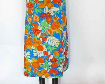 60s 70s Tiki Hawaiian skirt, luau party fashion, beach fashion, beach skirt, boho summer skirt knee-length, midi skirt pineapple turquoise orange white