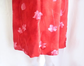 90s Maxi Skirt, Slim Feminine, Long Skirt Red Pink Flowers, Petite Y2K Boho Fashion, Summer Skirt, Millennium Summer Fashion, Women's Long Skirt