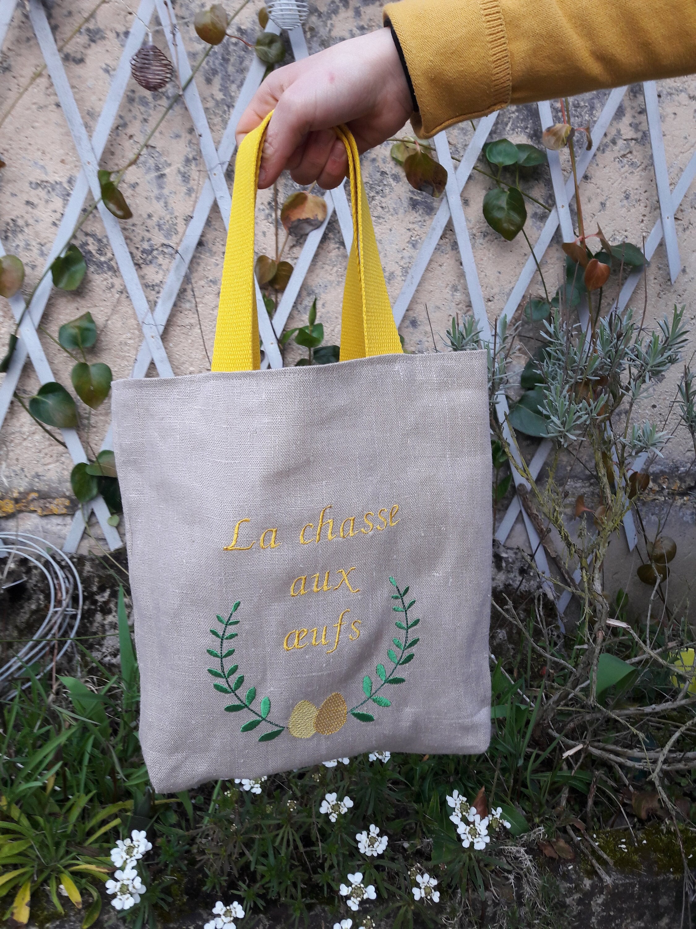 Totebag Pour Chasse Aux Oeufs en Lin Brodé Couronne