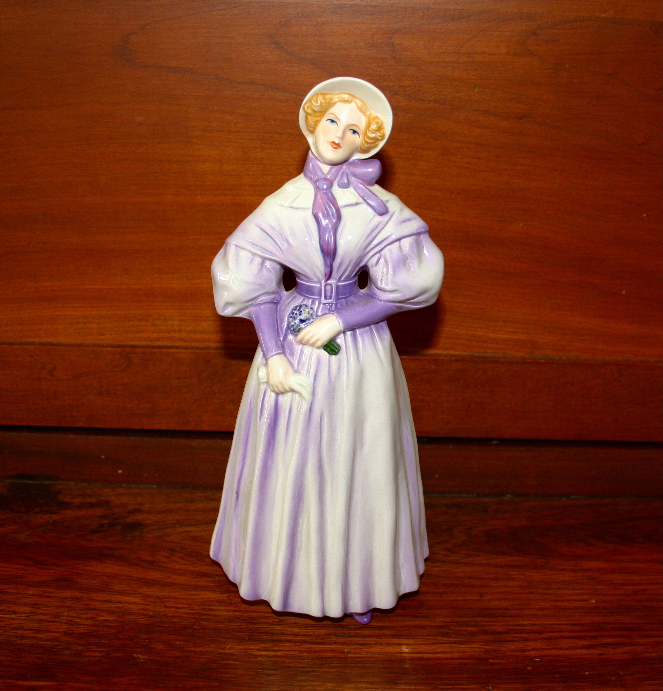 Vintage Lady Figurine, Beautiful Ladies of Fashion Goebel, Lady in Blue