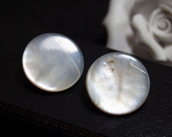 Vintage mother of pearl ear clips light gray 50s 60s earrings bridal jewelry mother of pearl earrings, junk things there