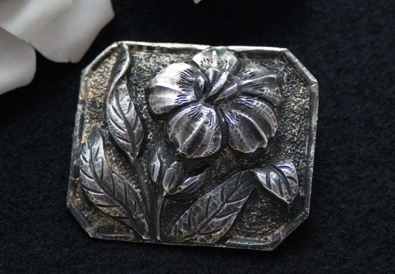 Antique silver brooch with floral pattern hallmar… - image 6