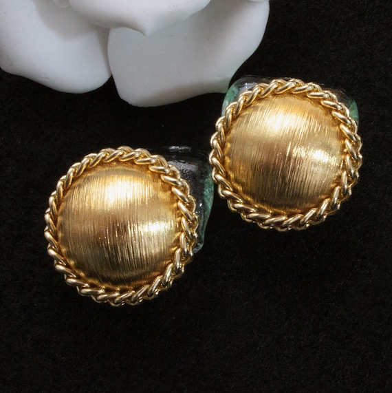 Vintage ear clips 60s, 70s gold-colored, matt, sh… - image 1