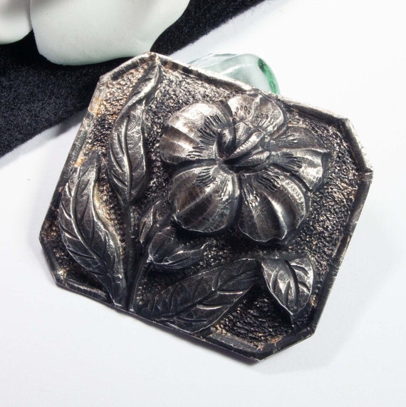 Antique silver brooch with floral pattern hallmar… - image 2