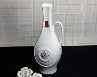 AK Kaiser white porcelain vase 60s sunflower sun white and gold, old white flower vase with handle, junk thing there