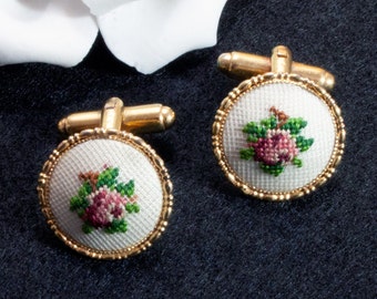 Vintage Manschettenknöpfe Petit Point Rosen Stickerei Damen Manschettenknöpfe Armschmuck Trachtenschmuck, Trödel Dings da