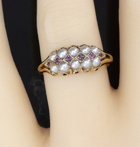 Early Victorian 18K 750 Ring with Ruby and Seed P… - image 2