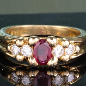 Vintage 18K 1 Carat Ruby and Diamond Ring Size 7