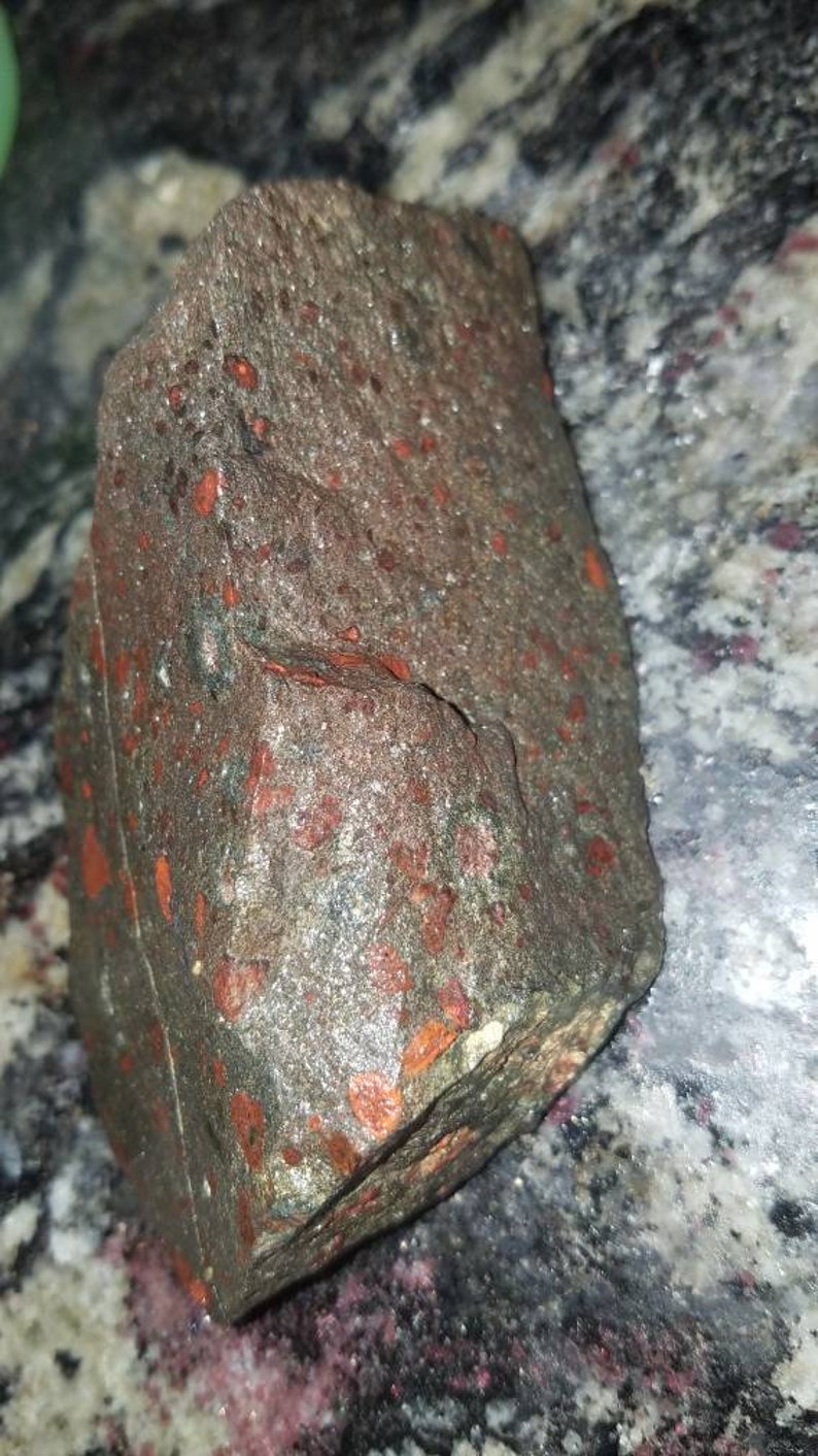 1/2LB Diamond Ore Kimberlite Contains diamonds and