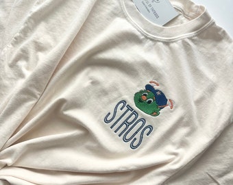 Camiseta bordada de Stros. Ciudad espacial. Órbita