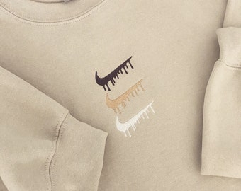 nike crewneck embroidered sweatshirt