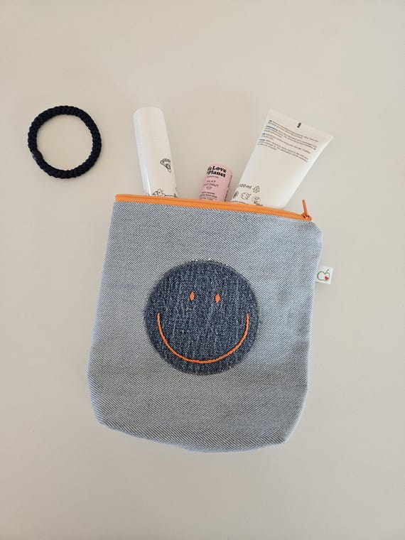 Make-up bag with smiley I all-purpose bag made of denim I upcycling