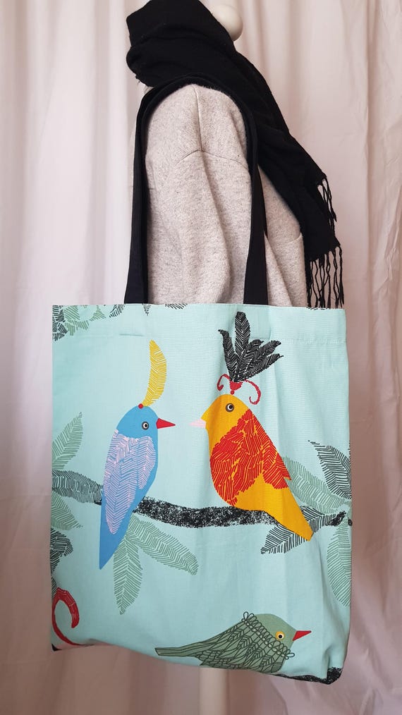 Large shopping bag with bird motif | upcycling