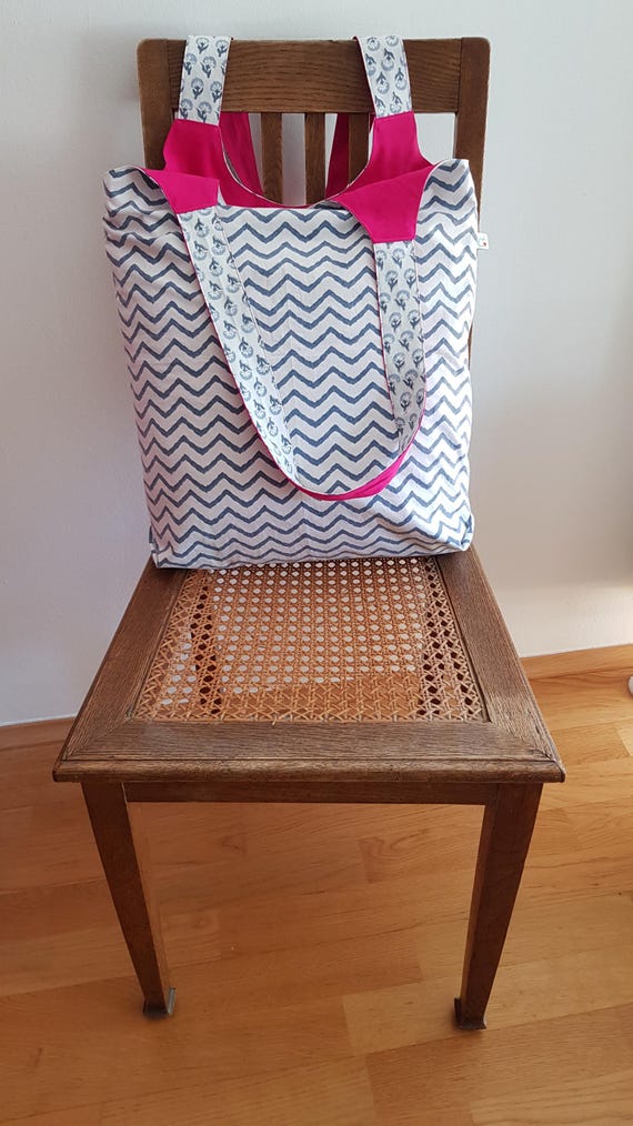 summery bucket bag with block print pattern | upcycling