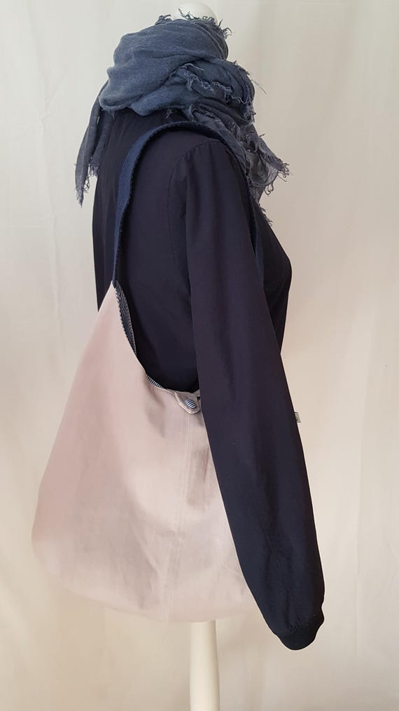 sporty hobo bag made from reused fabrics | upcycling