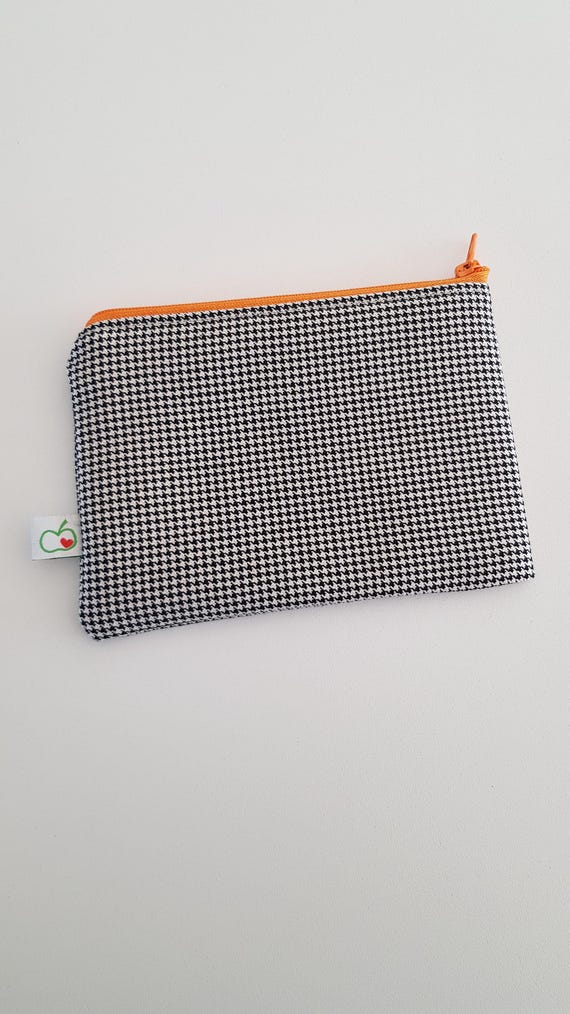 Universal bag with houndstooth pattern | upcycling