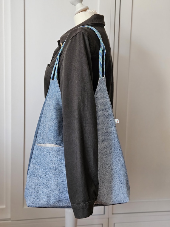 Jeans bag in hobo style with strap made from climbing rope I upcycled