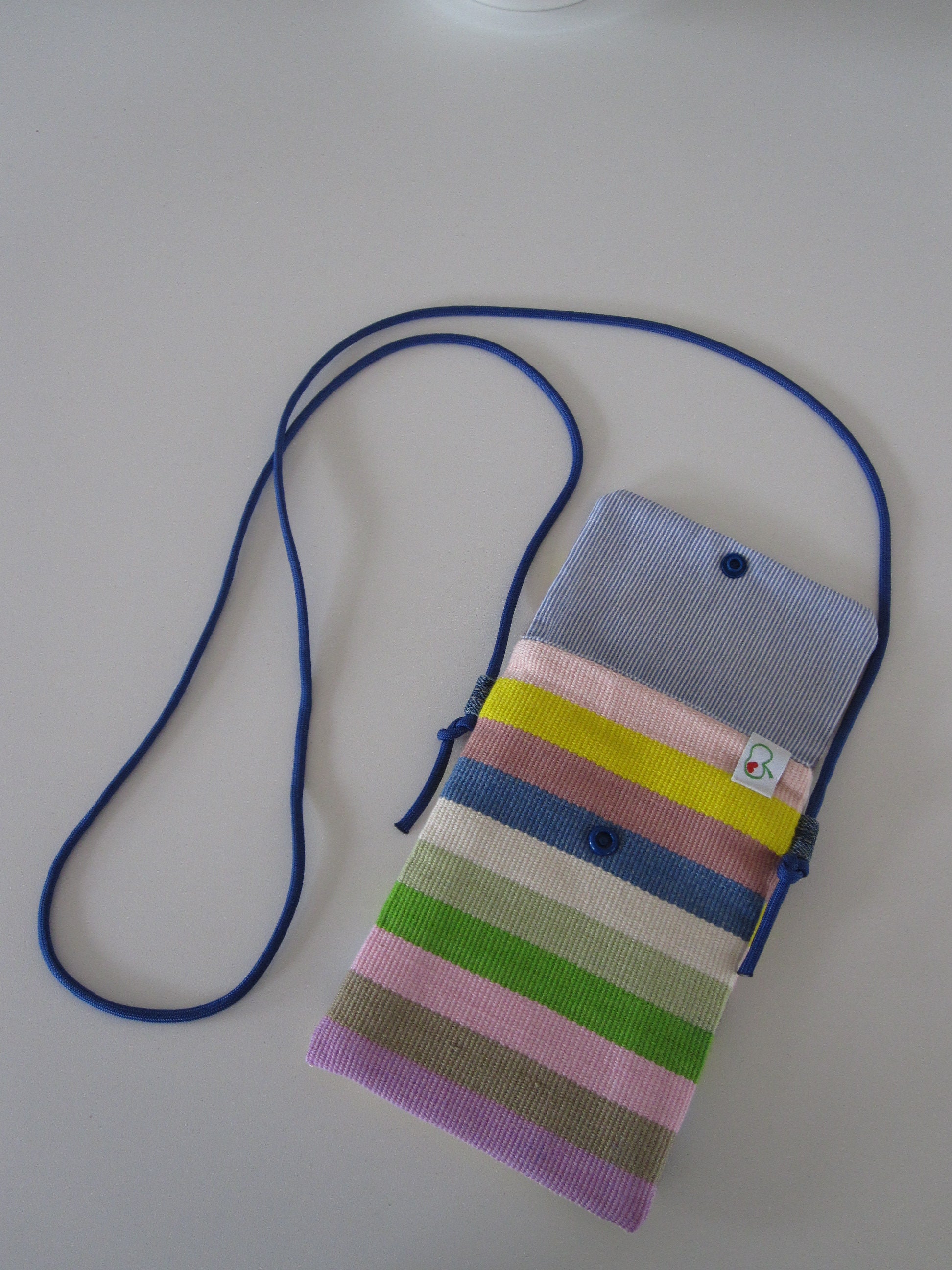 Shoulder bag/smartphone bag for hanging