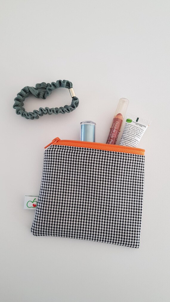 Small universal bag with houndstooth pattern | upcycled