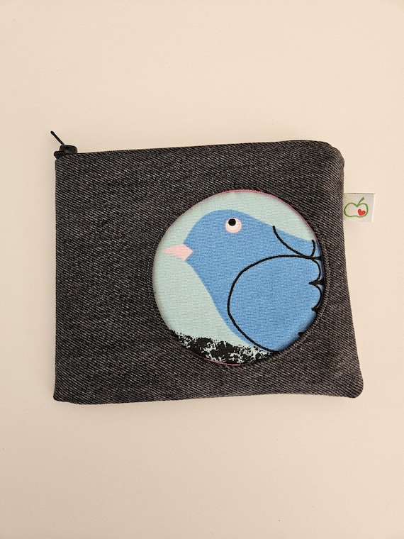 Cosmetic bag made of denim I upcycled