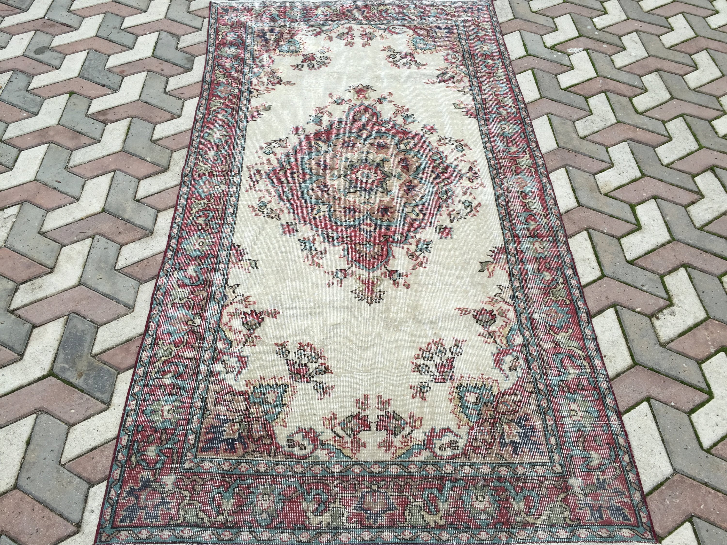 Tapis de salon : chaleur et style sous vos pieds