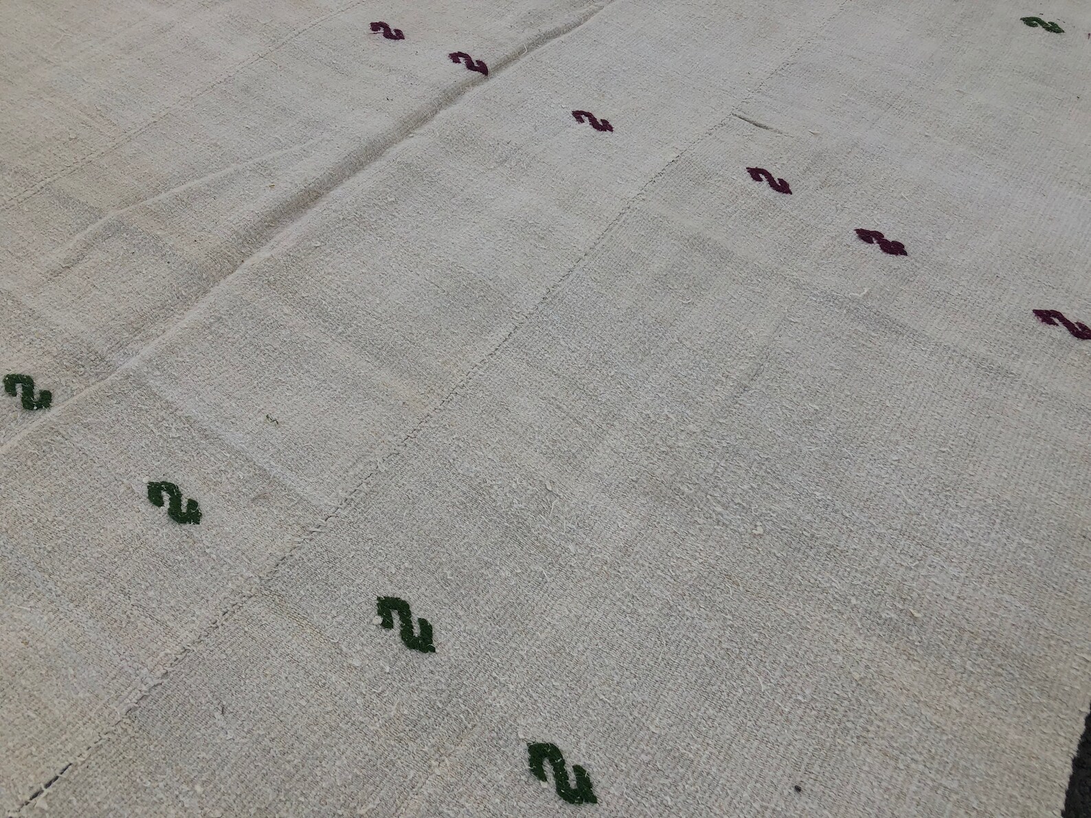6 x 12.9 Feet 184 x 393 Cm Large Beige/White Organic Hemp