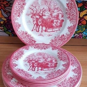 10 Piece Dinner Plates  - Royal Stafford Christmas Santa's sleigh Dinner and Salad plates