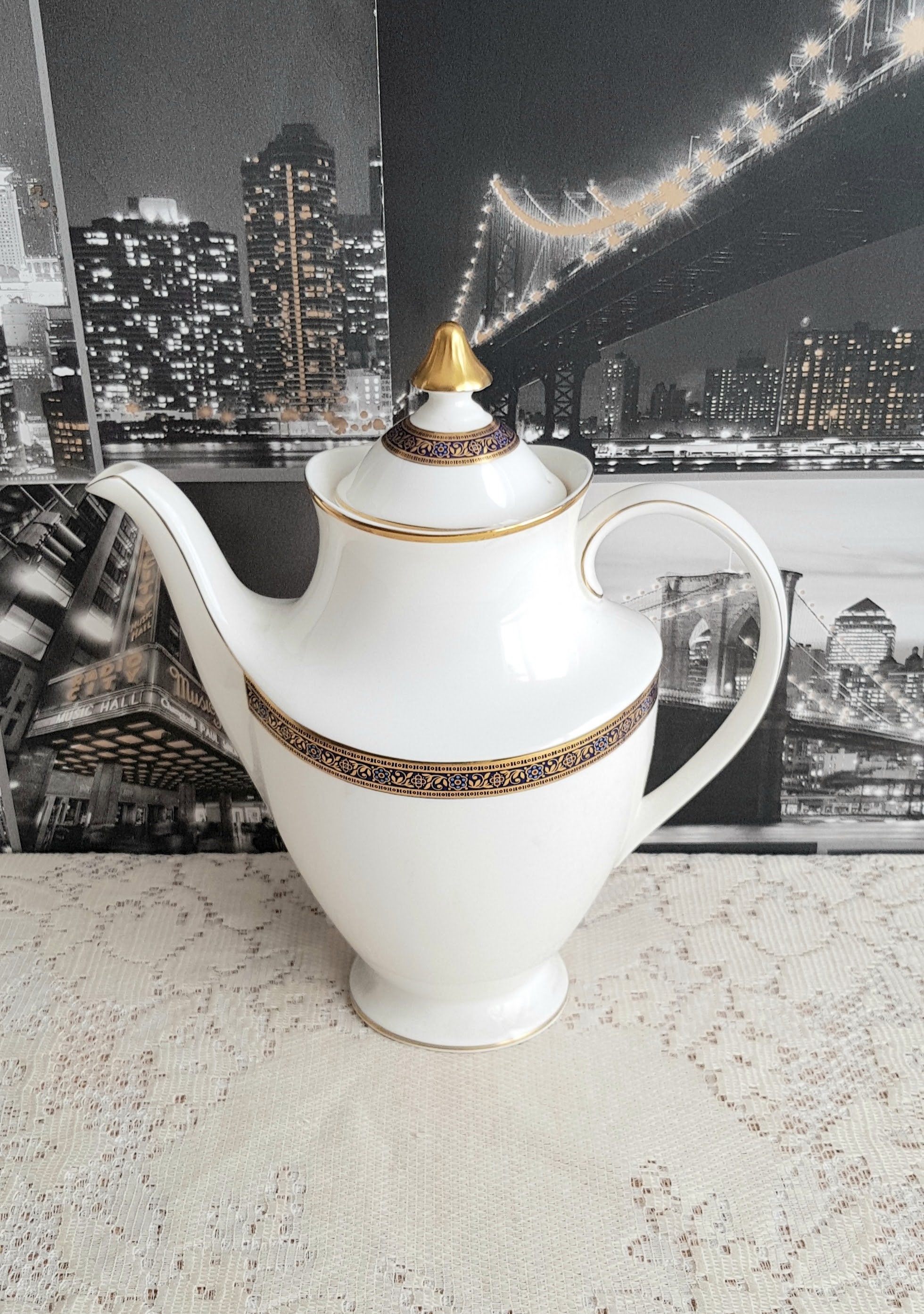 Royal Doulton Harlow Tea Cups and Set, Coffee Pot and Set,tea Trio Tea