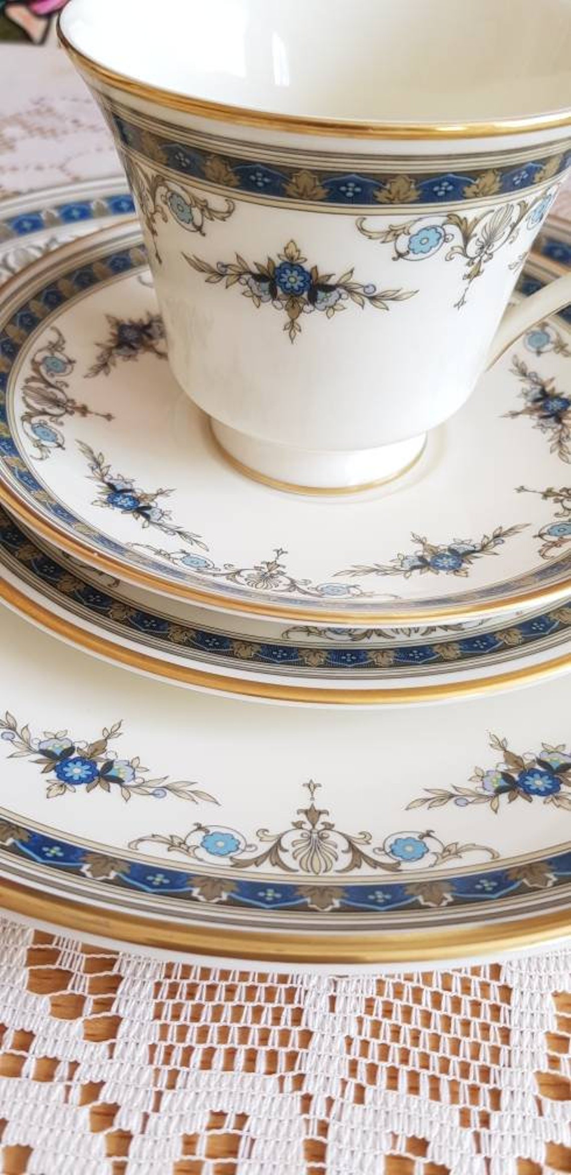 Rare Vintage Minton Grasmere 21 Piece Tea Set Kitchen and Dinning Tea